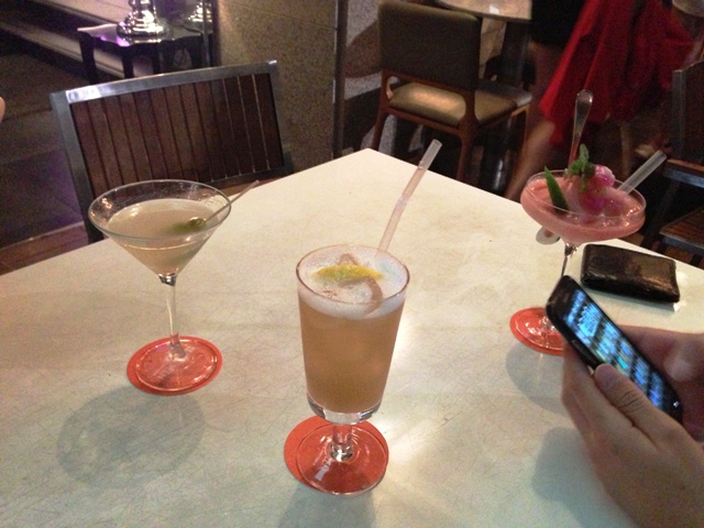A typical Korean predrinks - gin and text anyone?